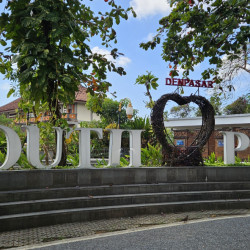 Youth Park Taman Kota Lumintang