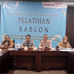 Kelompok Usaha Pemuda Sablon Digital Kreative Yellow Creative StudioYellow Creative Studio