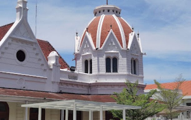 gedung_merah_putih_bali_pemuda_surabaya (1).jpg